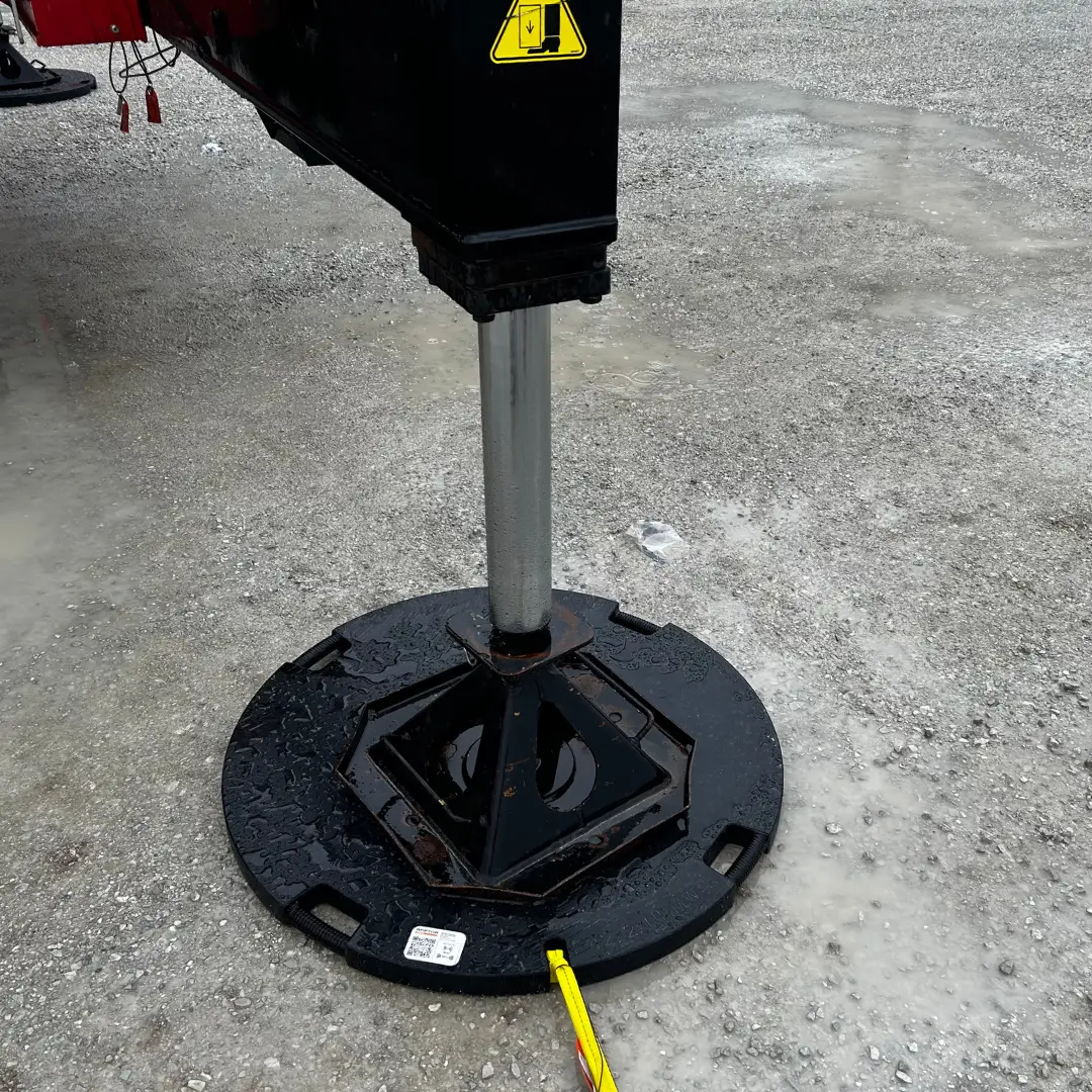 Raptor Tech Offers UHMW Outrigger Pads | Raptor Tech Inc.