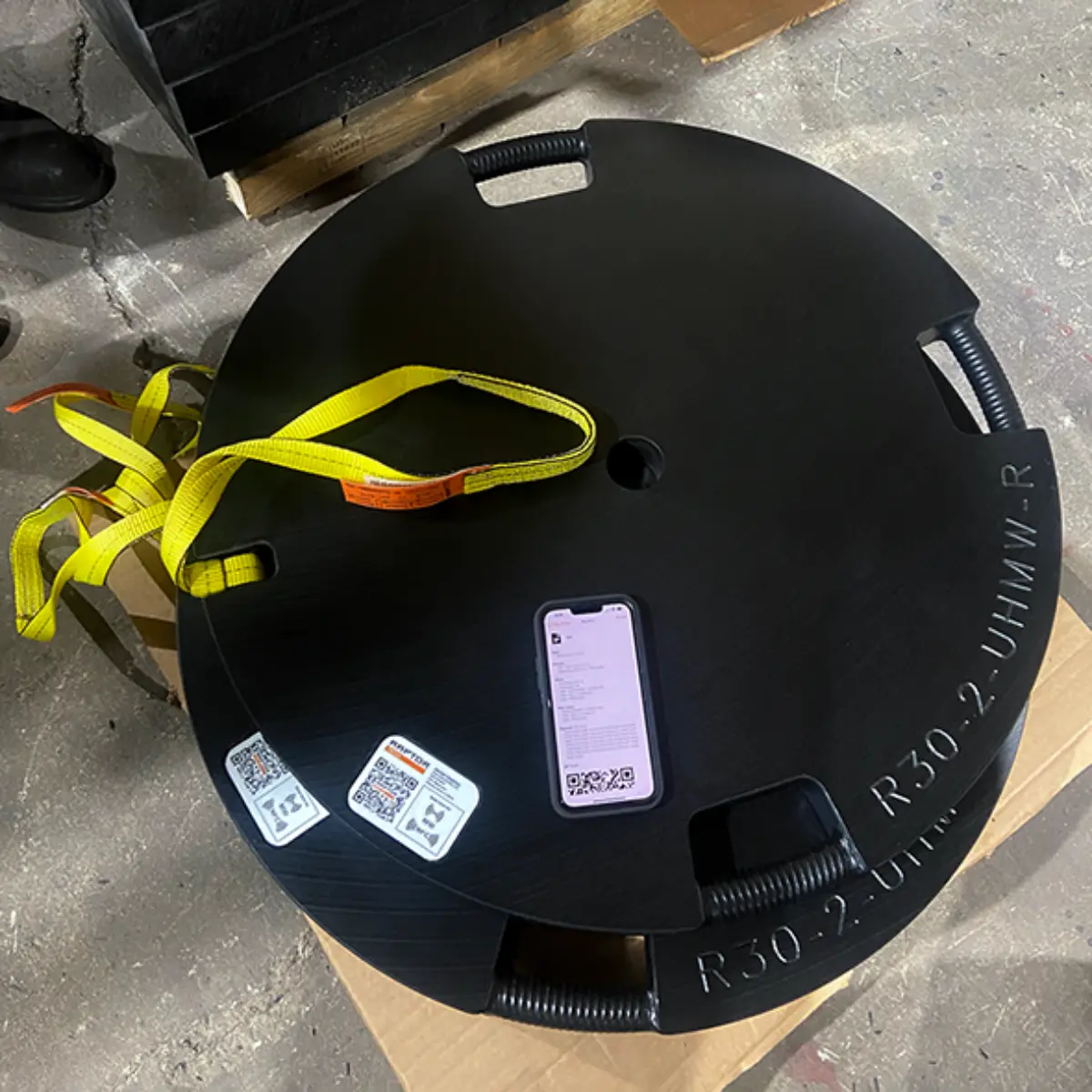 Raptor Tech Premium UHMW outrigger pad construction and specifications