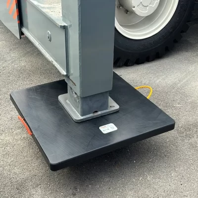 raptor tech economy magnetic outrigger pad on the job